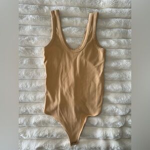 ABERCROMBIE yellow ribbed bodysuit soft a & f collection